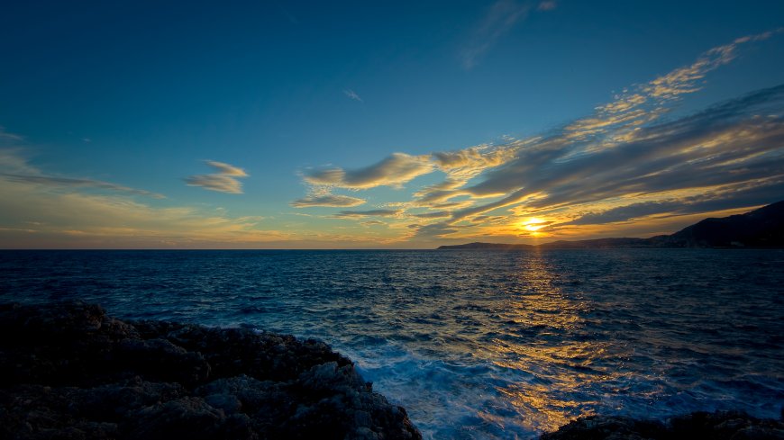 唯美海面日出风景壁纸图片