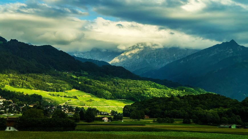 唯美山脚村落自然风景壁纸