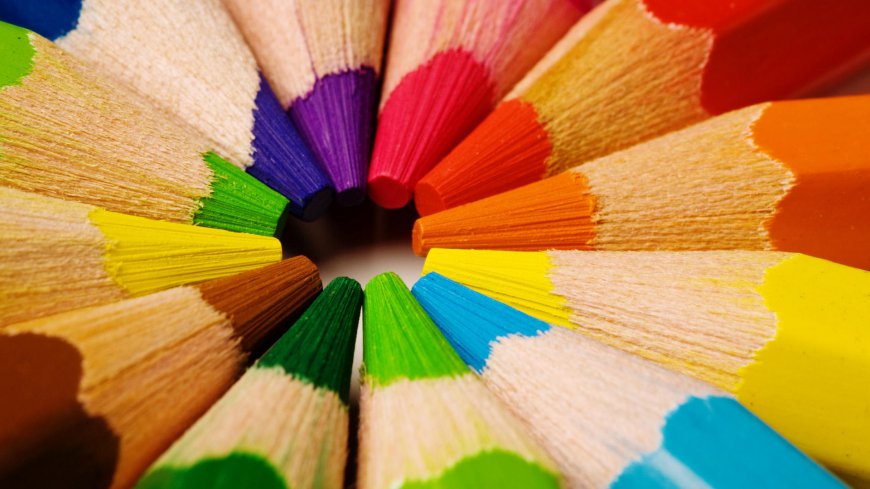 彩色铅笔创意特写高清壁纸