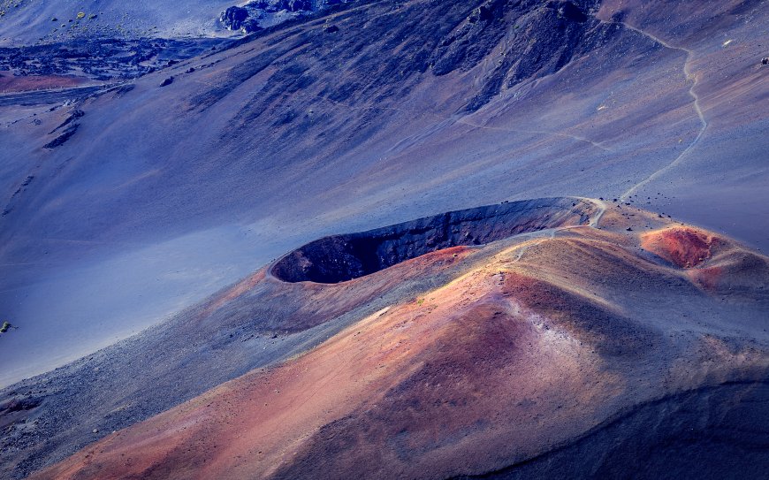 火山地貌2K自然风景壁纸