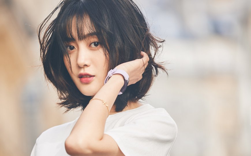 影视女演员王梓薇个性图片壁纸