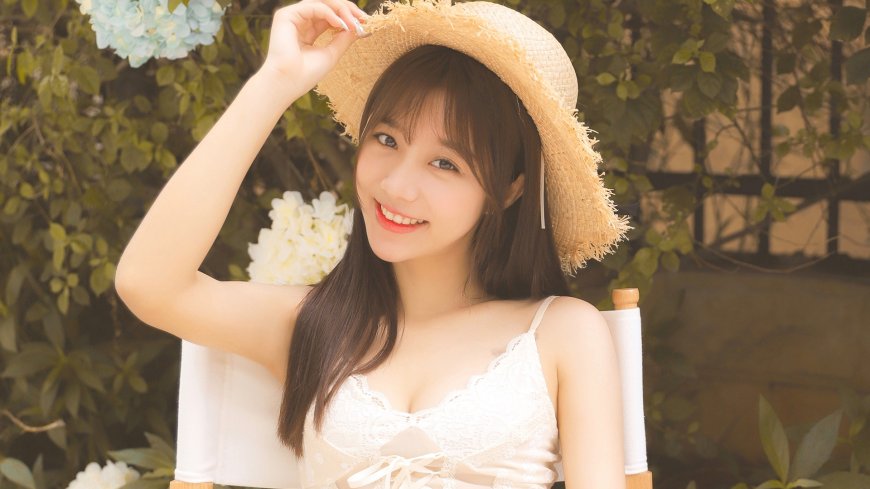 甜美草帽清纯美女图片壁纸