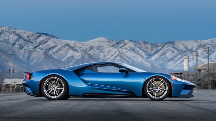 蓝色福特GT超跑汽车壁纸
