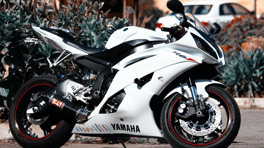 雅马哈Yamaha炫酷机车 摩托车图片壁纸