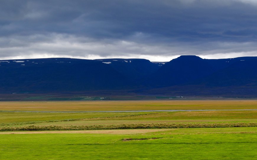 高山 河流 草原自然风景壁纸
