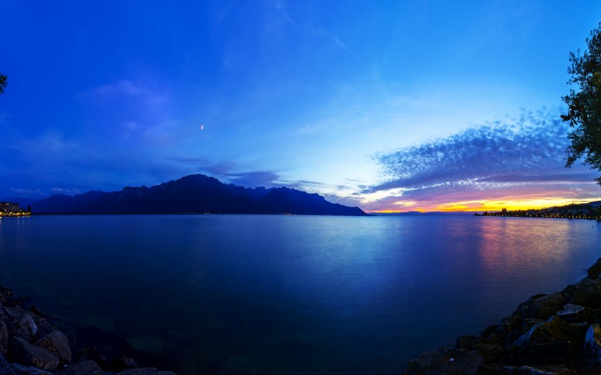 唯美湖泊清晨日出风景壁纸