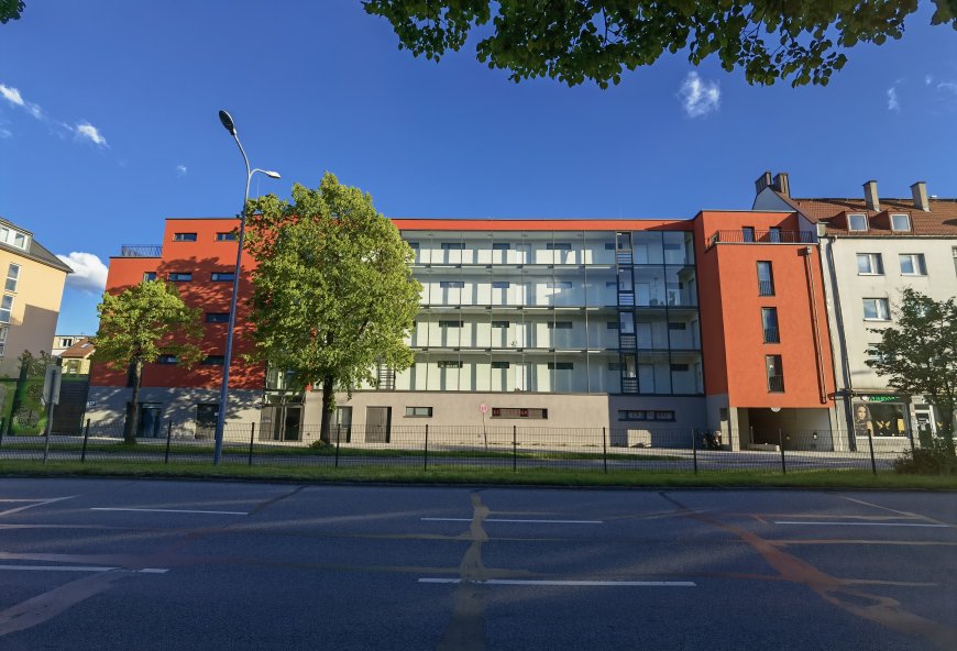 蓝天 城市建筑壁纸