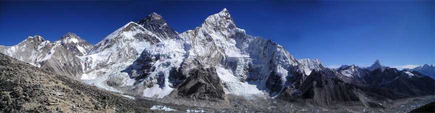 巍峨雪山 山峰美景壁纸