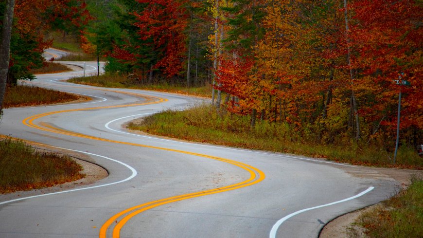 婉转公路风景壁纸