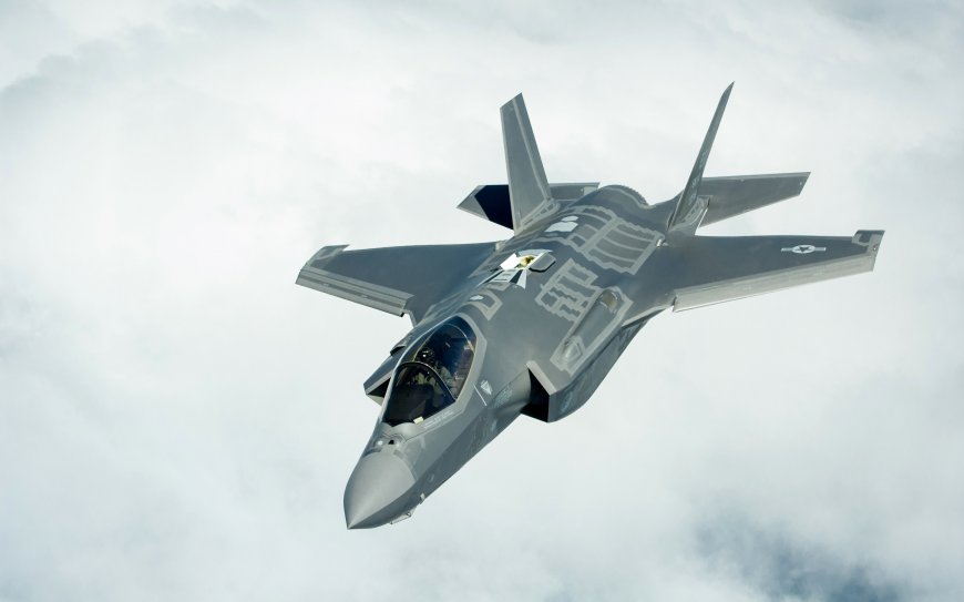 F-35战斗机“闪电Ⅱ”美国单座单发战斗机联合攻击机壁纸