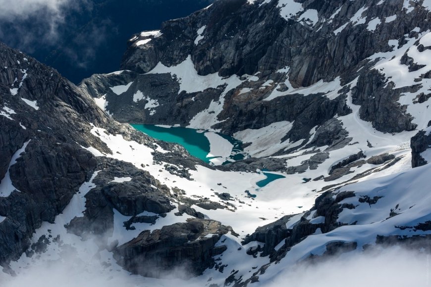 阿尔卑斯山峡谷 雪 景观壁纸