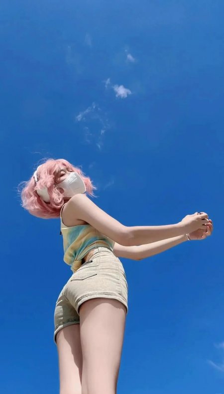 唯美粉色头发女孩手机壁纸