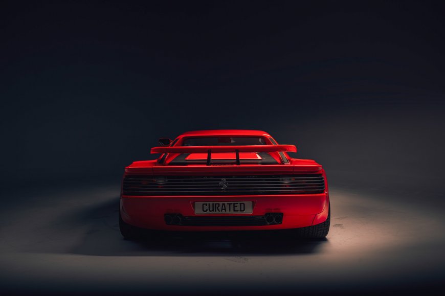 红色法拉利超跑尾部 2K 电脑壁纸