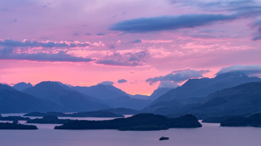 湖光山色粉紫晚霞壮丽自然风光壁纸