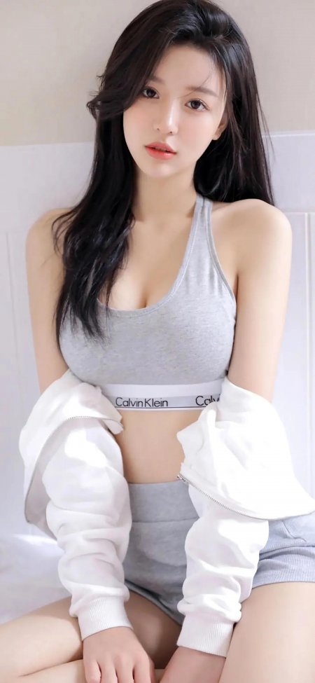 年轻女性居家灰白清新自然手机壁纸