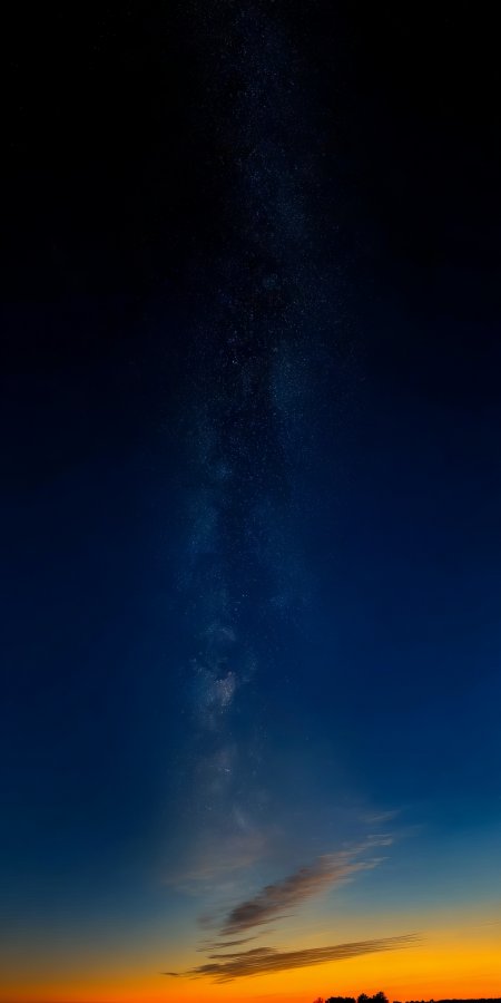 深蓝星空银河橙黄地平线梦幻写实手机壁纸