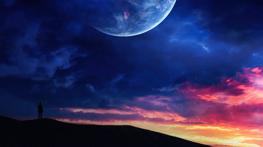 科幻星球巨大蓝色月亮悬空沙漠剪影人物壮丽黄昏电脑壁纸