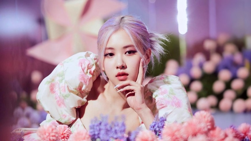 BLACKPINK朴彩英粉色花卉造型写真电脑壁纸