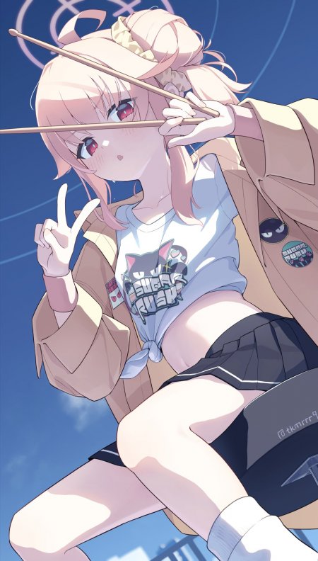蔚蓝档案阿比多斯高校少女持鼓棒比耶手机壁纸