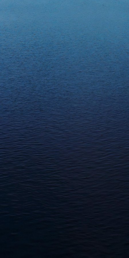 深蓝渐变海面波纹极简风景手机壁纸
