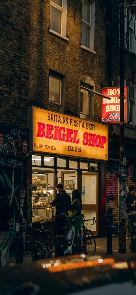 伦敦贝果店夜景街头人文摄影手机壁纸