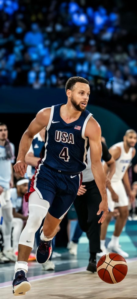 斯蒂芬库里巴黎奥运会决赛运球人物手机壁纸