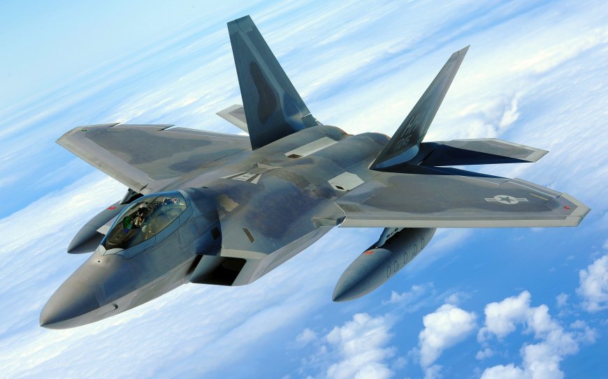 F22猛禽战斗机高空飞行隐形战机军事航空电脑壁纸
