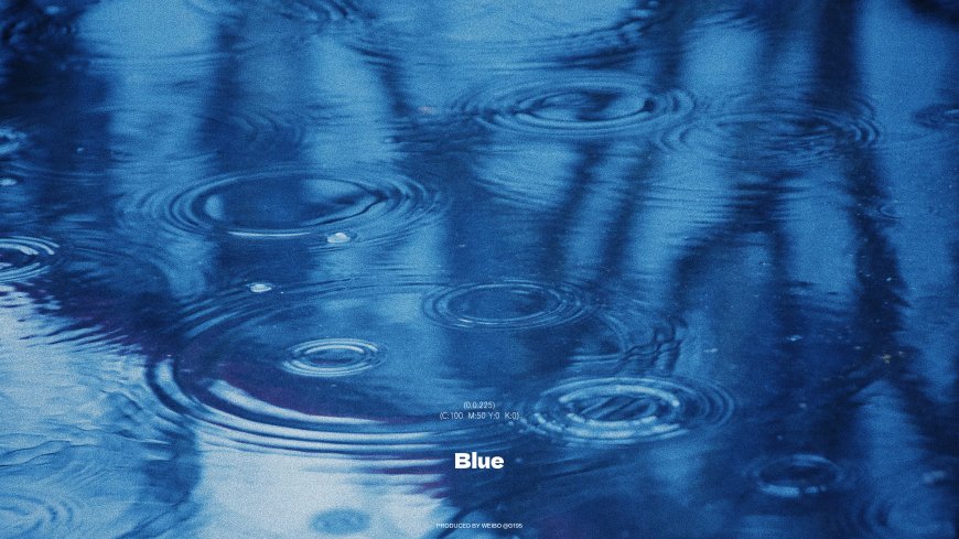 蓝色雨滴涟漪水面极简美学创意电脑壁纸