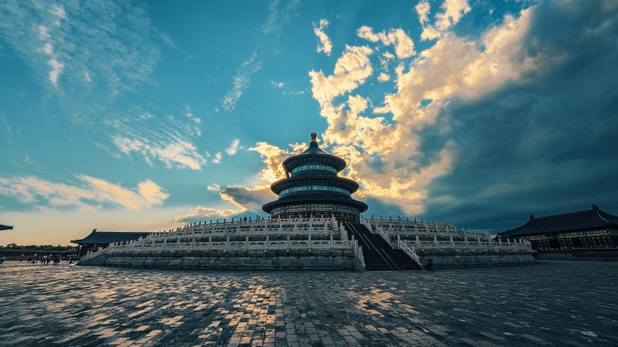 北京天坛祈年殿日落云层壮丽古建筑风景电脑壁纸