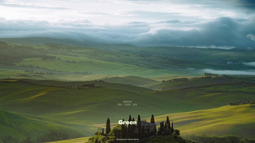 意大利托斯卡纳绿色丘陵云雾缭绕田园风景电脑壁纸