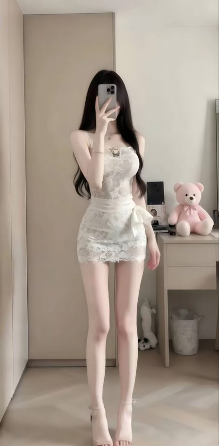白蕾丝裙女生长发镜前自拍人物手机壁纸