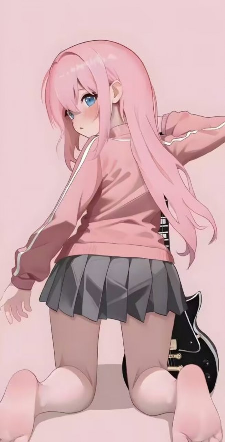 粉色长发少女灰色百褶裙跪姿动漫电脑壁纸