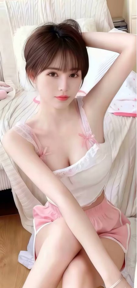 粉色蕾丝吊带短裤美女床上自拍人物电脑壁纸