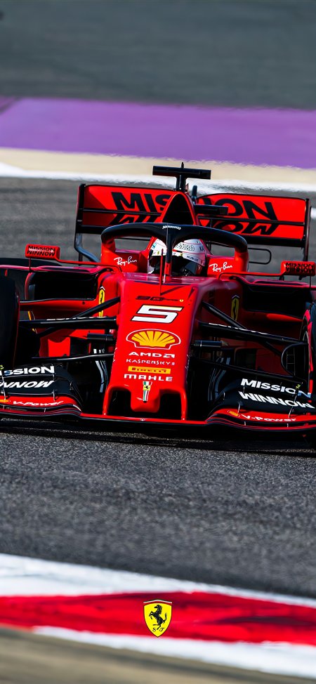 法拉利F1赛车赛道疾驰红色狂飙创意手机壁纸