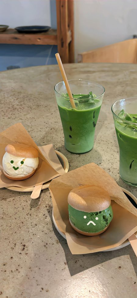 抹茶冰淇淋汉堡饮料可爱甜品组合美食手机壁纸