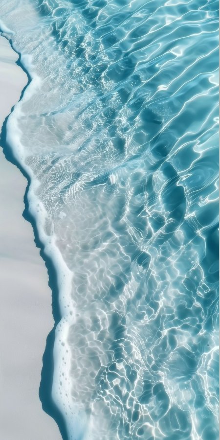 清澈海水波光沙滩海岸线自然风景手机壁纸