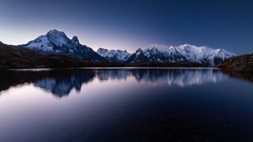 勃朗峰湖光山色风景电脑壁纸