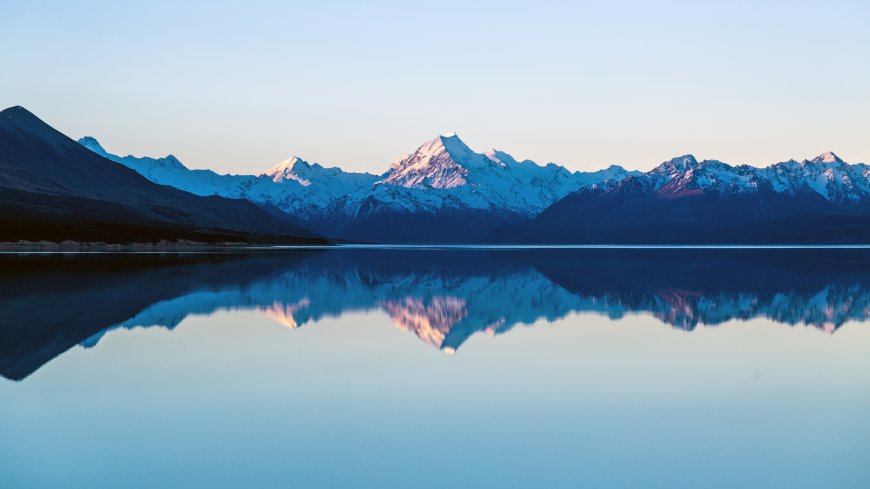 库克山倒影湖中雪山风光风景电脑壁纸