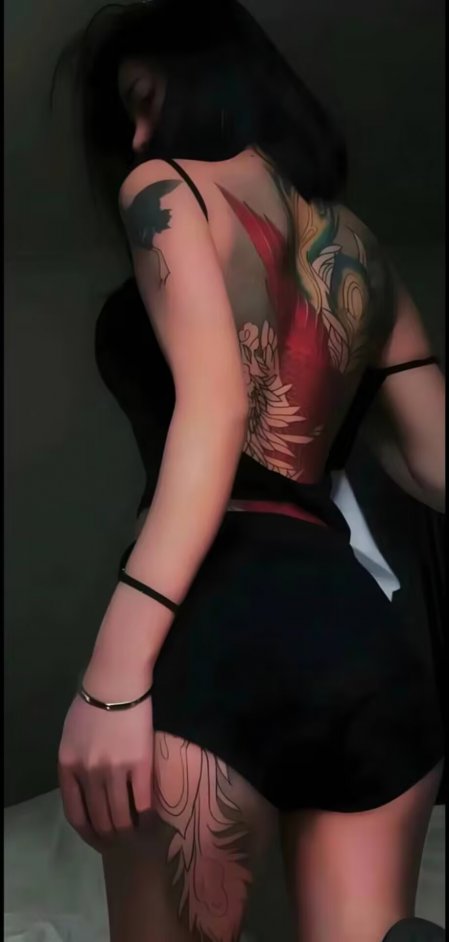 美女黑色露背裙背部纹身性感人物手机壁纸