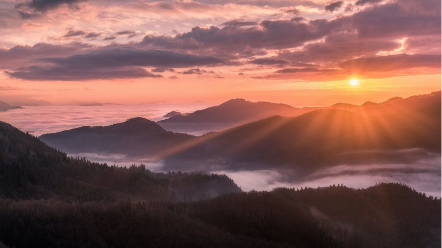山间日出云海霞光自然风光风景电脑壁纸