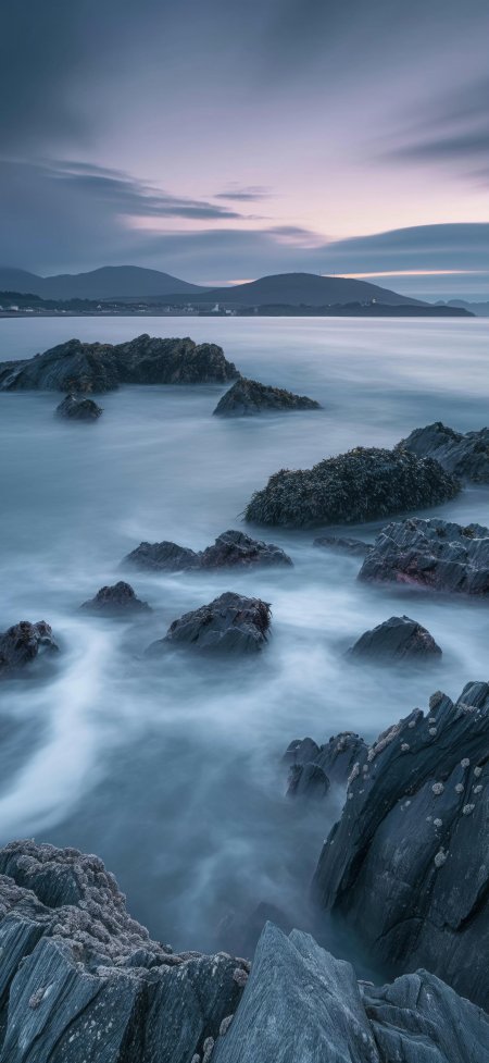 海岸岩石海浪长曝光自然风景手机壁纸