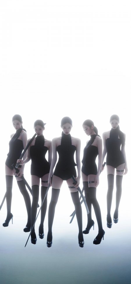 五位黑衣美女持武士刀时尚摄影手机壁纸