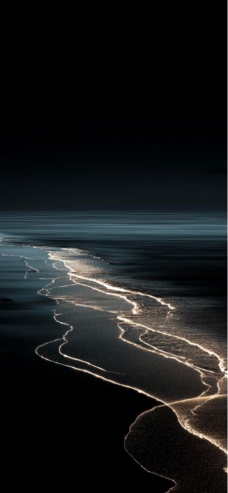 月光下海浪轻抚沙滩的宁静海岸线风景手机壁纸