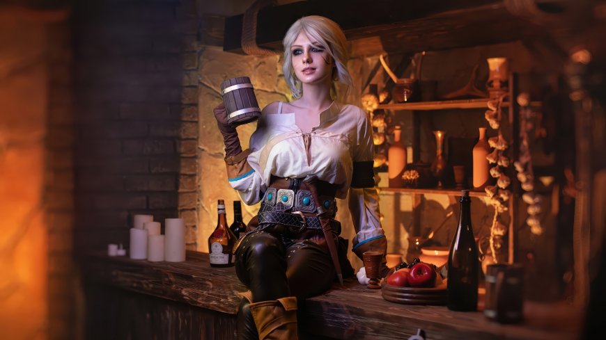 巫师3希里酒馆举杯金发白衣复古写实风cosplay美女电脑壁纸