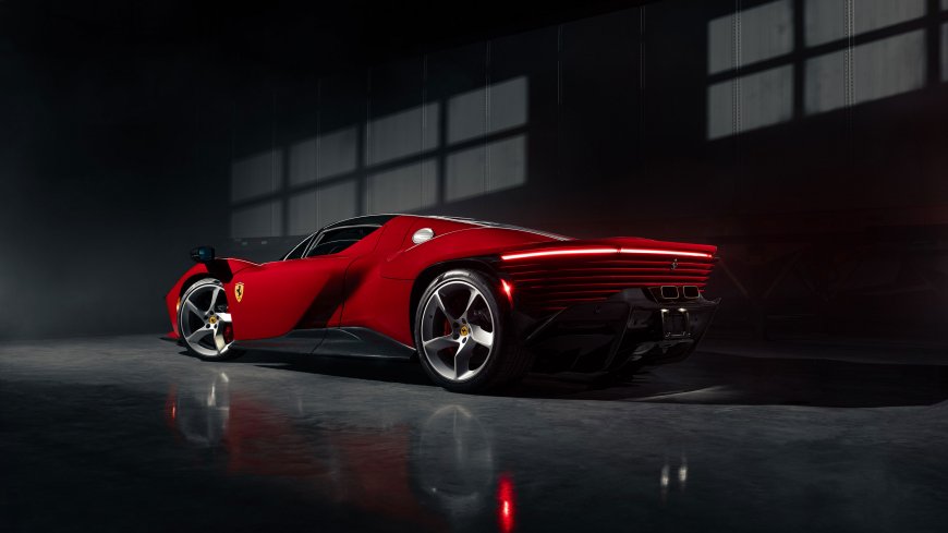 法拉利Daytona SP3红色超跑暗室光影科技汽车电脑壁纸