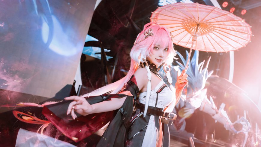 鸣潮长离cosplay粉发持伞少女日式和风唯美人物电脑壁纸