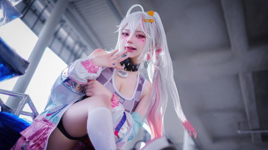 胜利女神妮姬豺狼cosplay粉发少女性感人物电脑壁纸