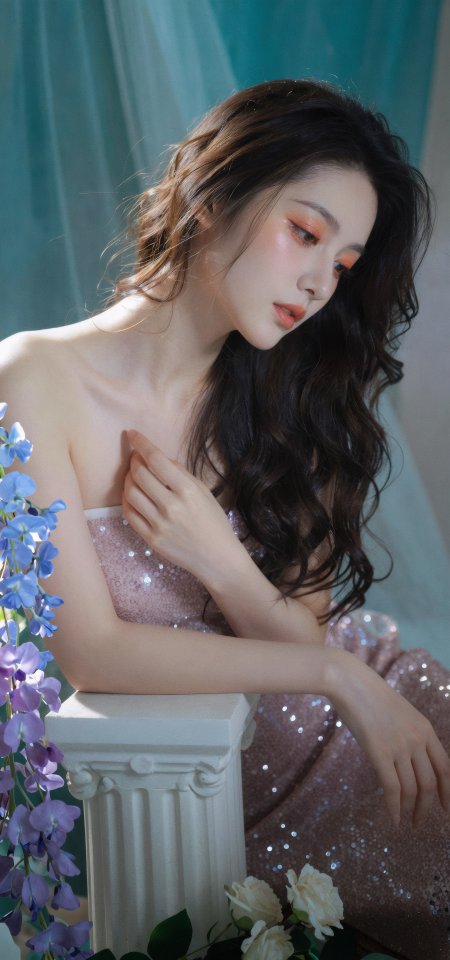 赵露思粉亮片抹胸裙花丛唯美人像摄影手机壁纸