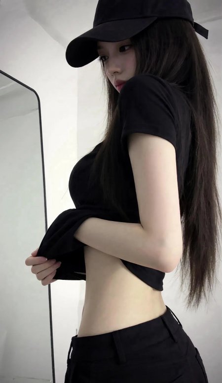 黑帽美女撩衣露腰侧身回眸酷飒人像摄影手机壁纸