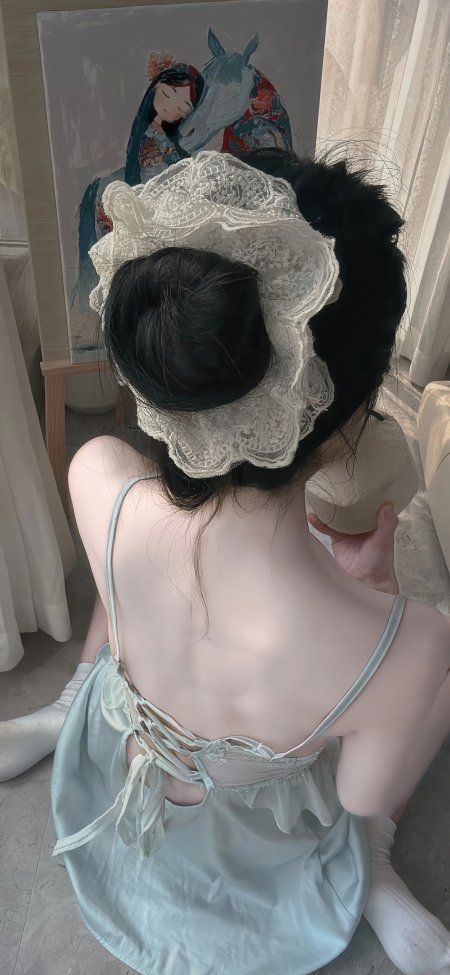 蕾丝发饰美女背影坐姿优雅人物摄影手机壁纸
